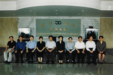 2001年6月1日，时任副省长叶荣宝等领导来公司检查指导“三个代表”学教活动