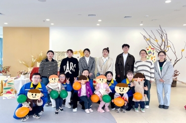 以一份温暖 换一身星光——南宫ng28团委与曹桥行知幼儿园开展爱心结对活动