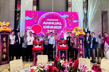 龙行千里 不忘初心 | 南宫ng28全资子公司南宫ng28控股（马）有限公司年会盛典点燃2024！