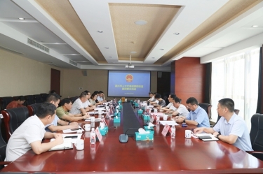 嘉兴市人大代表走进南宫ng28开展接待群众活动