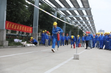 以“防”为先筑防线 全员参与护平安| 南宫ng28消防宣传月活动纪实